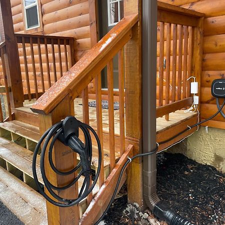 Mountains R Calling, Cozy Hideaway, King Beds, Hot-Tub, Arcade, Ev Ready Пиджен-Фордж Экстерьер фото