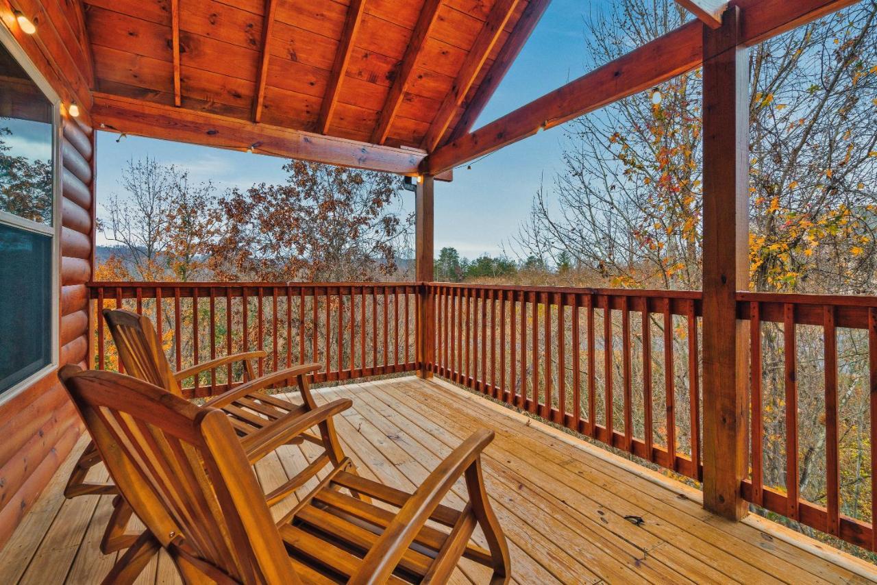 Mountains R Calling, Cozy Hideaway, King Beds, Hot-Tub, Arcade, Ev Ready Пиджен-Фордж Экстерьер фото
