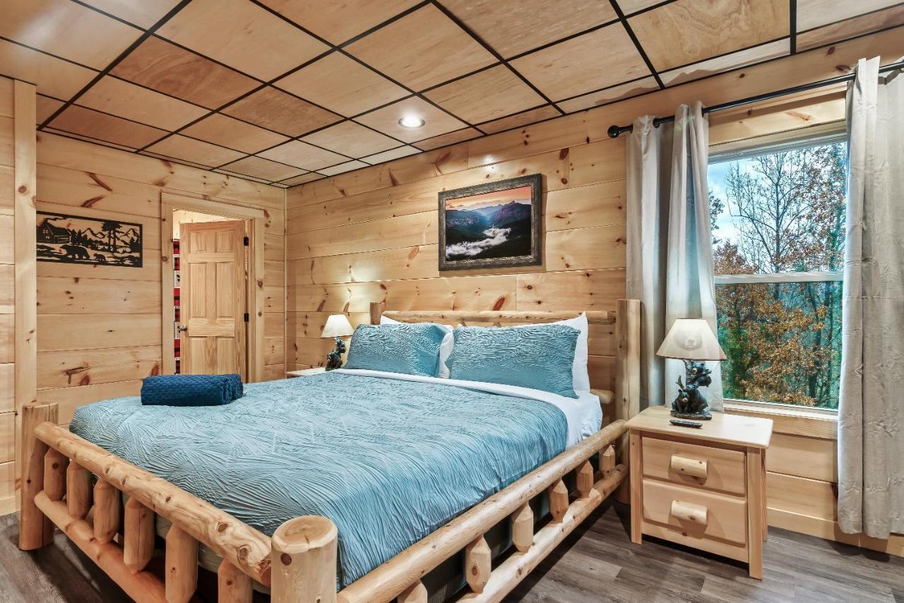 Mountains R Calling, Cozy Hideaway, King Beds, Hot-Tub, Arcade, Ev Ready Пиджен-Фордж Экстерьер фото