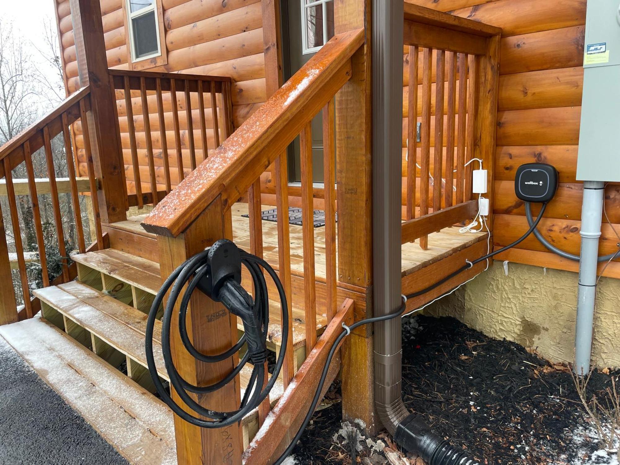 Mountains R Calling, Cozy Hideaway, King Beds, Hot-Tub, Arcade, Ev Ready Пиджен-Фордж Экстерьер фото